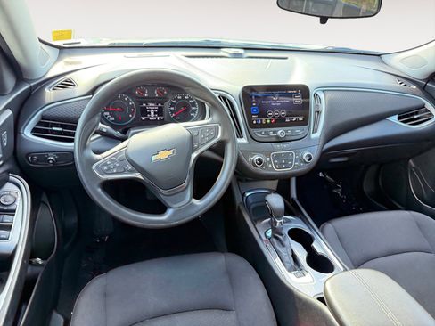 Used 2024 Chevrolet Malibu LT image 15