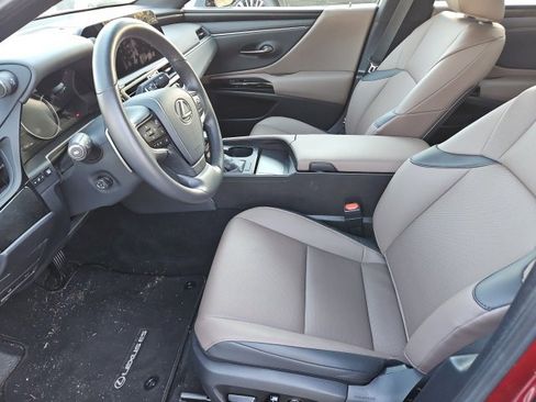 Used 2025 Lexus ES 350 350 w/ Premium Package image 5
