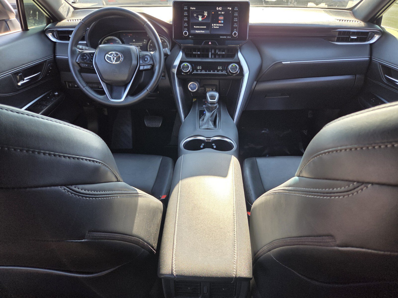 Used 2022 Toyota Venza XLE AWD/4WD image 13