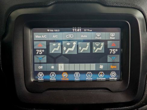 Used 2019 Jeep Renegade Trailhawk image 42