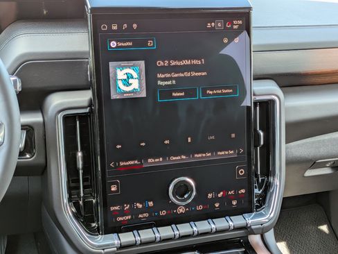 New 2026 GMC Yukon XL Denali AWD/4WD image 20