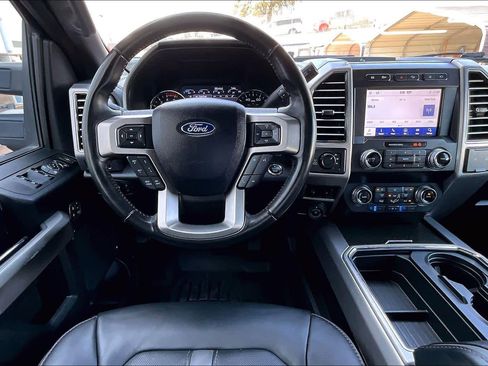 Used 2021 Ford F250 Platinum w/ FX4 Off-Road Package image 6