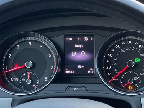 Used 2019 Volkswagen Atlas SE w/ Towing Package image 11