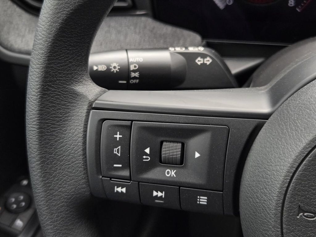 New 2027 Nissan Kicks S FWD image 24