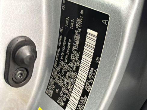 Used 2018 Toyota Highlander XLE image 35