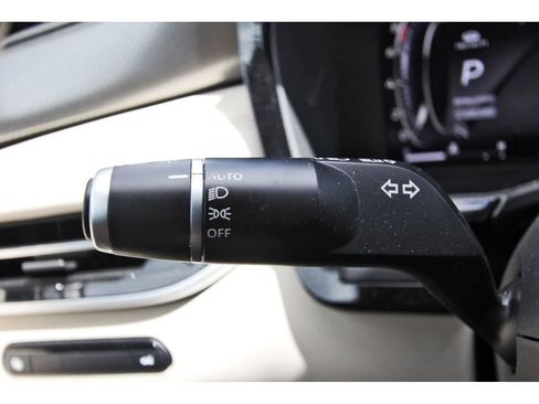 Used 2022 INFINITI QX60 Luxe w/ Cargo Package FWD image 11
