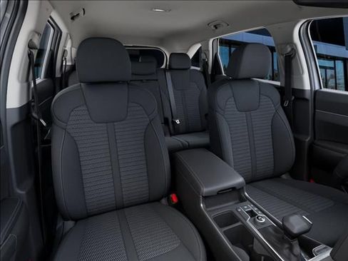 New 2026 Kia Sorento LX FWD image 15