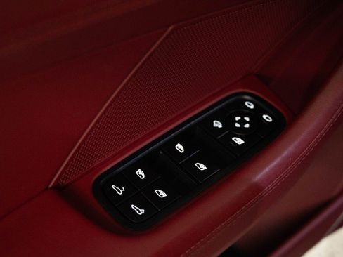 Used 2023 Porsche Panamera 4 Platinum Edition AWD/4WD image 21