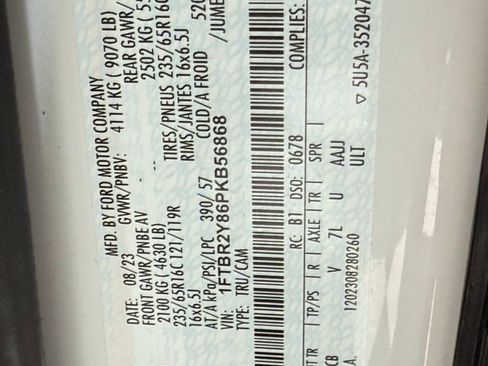 Used 2023 Ford Transit 250 Low Roof AWD w/ Exterior Upgrade Package image 29