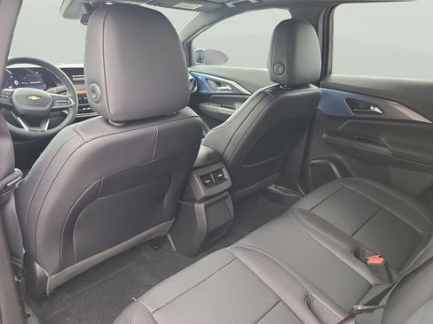 New 2026 Chevrolet Equinox EV LT w/ LPO, Blackout Package FWD image 16
