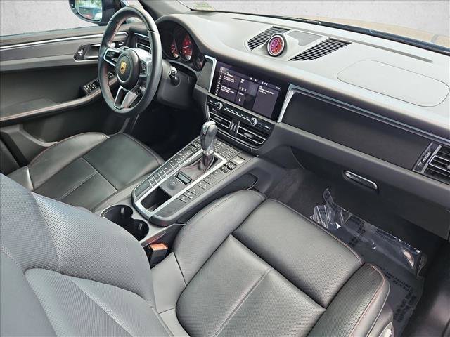 Used 2021 Porsche Macan GTS AWD/4WD image 28