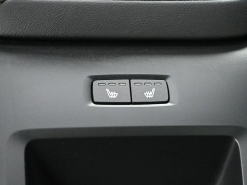 Used 2024 Volvo XC60 B5 Plus w/ Protection Package Premier image 16