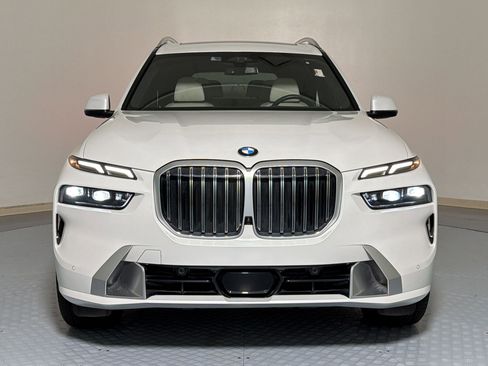 Certified 2024 BMW X7 xDrive40i AWD/4WD image 6