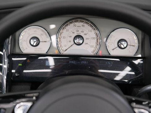 Used 2016 Rolls-Royce Dawn image 44