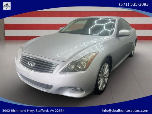 Used 2011 INFINITI G37 Journey w/ Premium Pkg RWD image 2