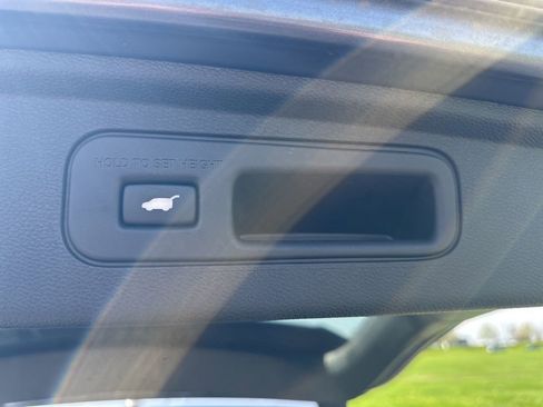 Used 2025 Honda Odyssey EX-L image 10