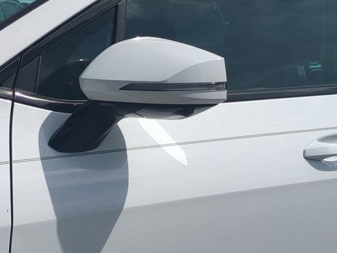 New 2026 Kia Sportage SX image 11