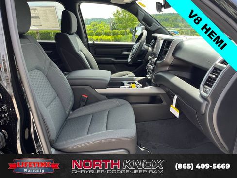 New 2026 RAM 1500 Express AWD/4WD image 25