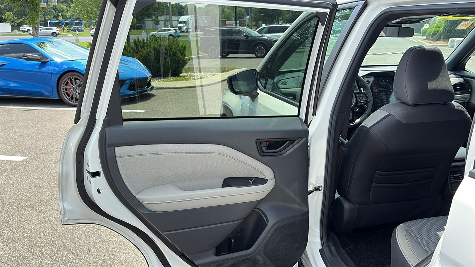 Used 2026 Subaru Forester Premium AWD/4WD image 20