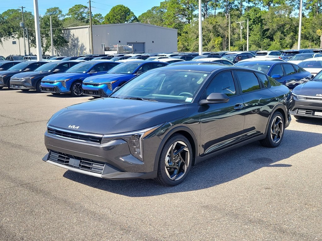 New 2026 Kia K4 GT-Line Turbo FWD image 3