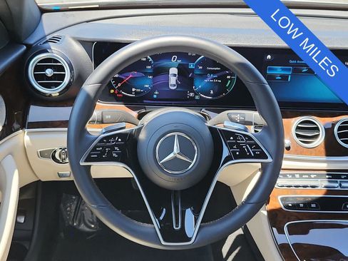 Used 2022 Mercedes-Benz E 350 Sedan image 19