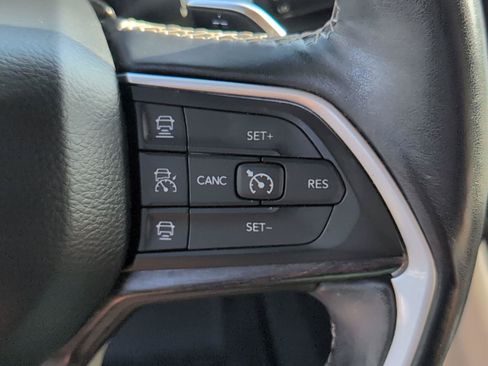 Used 2021 Jeep Grand Cherokee L Limited RWD image 28