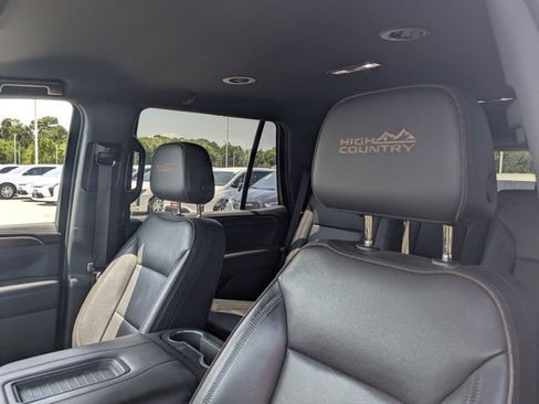 Used 2021 Chevrolet Tahoe High Country AWD/4WD image 14