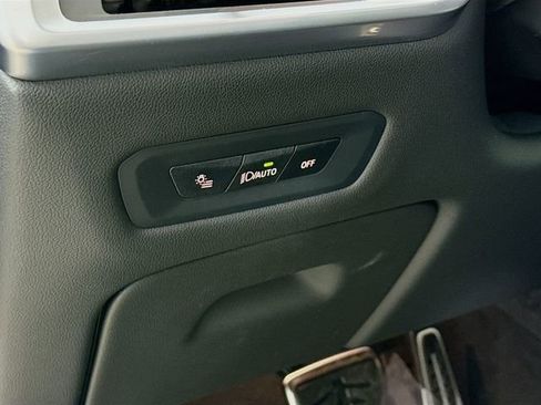 New 2026 BMW X5 M60i AWD/4WD image 10