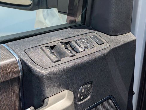 Used 2020 Ford F250 Lariat AWD/4WD image 16
