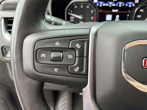 Used 2021 GMC Yukon SLT w/ SLT Luxury Plus Package AWD/4WD image 16