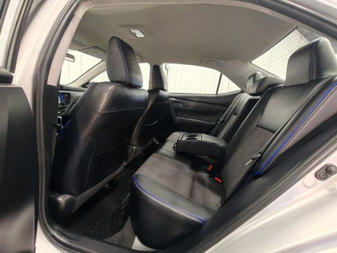 Used 2017 Toyota Corolla SE FWD image 30