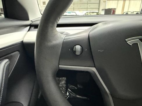 Used 2021 Tesla Model 3 Long Range AWD/4WD image 23