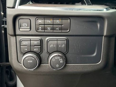 Certified 2025 Chevrolet Tahoe LT AWD/4WD image 5