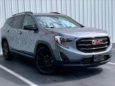 Used 2021 GMC Terrain SLT w/ Infotainment Package II FWD image 29