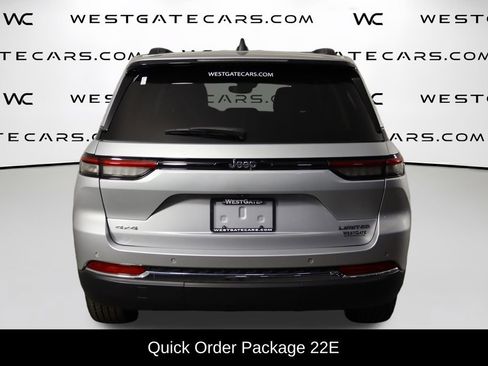 Used 2024 Jeep Grand Cherokee Limited AWD/4WD image 4