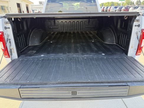 Used 2018 Ford F150 XLT w/ Equipment Group 302A Luxury AWD/4WD image 10
