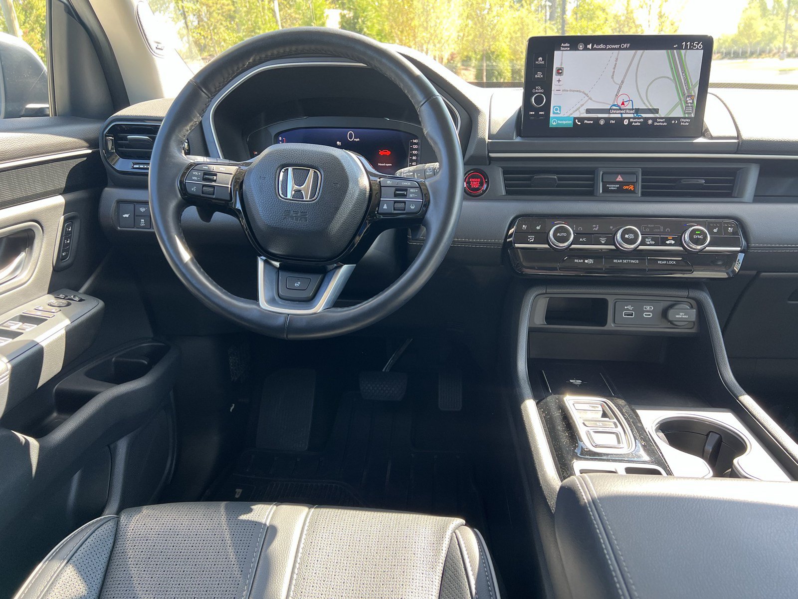Used 2024 Honda Pilot Elite image 30