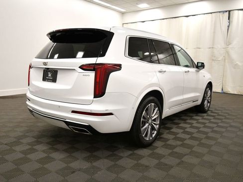 Used 2024 Cadillac XT6 Premium Luxury w/ Technology Package AWD/4WD image 8