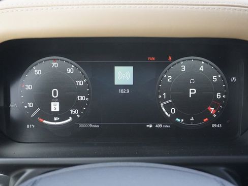 New 2026 Land Rover Defender 110 X AWD/4WD image 11