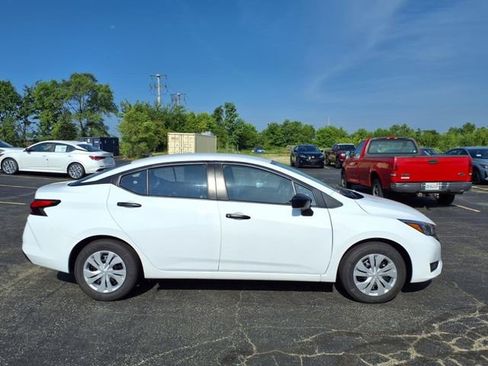 Certified 2025 Nissan Versa S w/ Trunk Package image 2