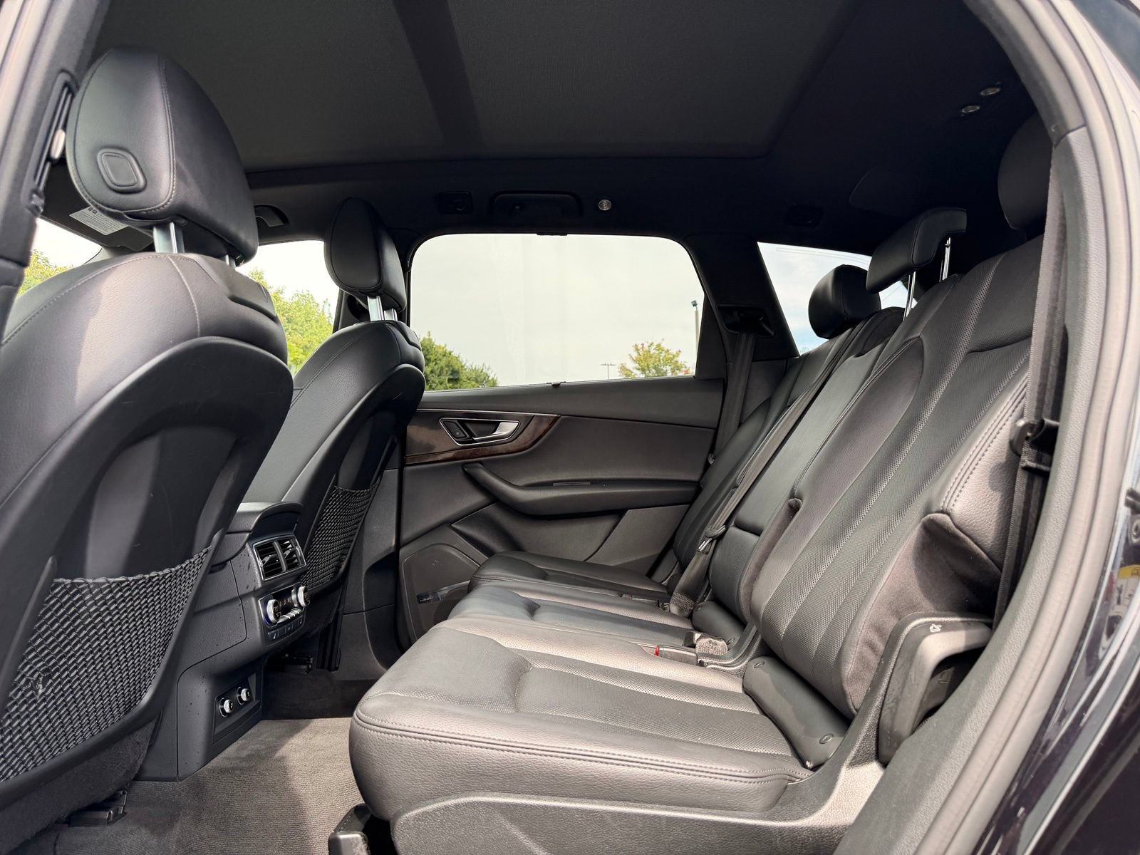 Used 2019 Audi Q7 3.0T Prestige w/ Prestige Package AWD/4WD image 30