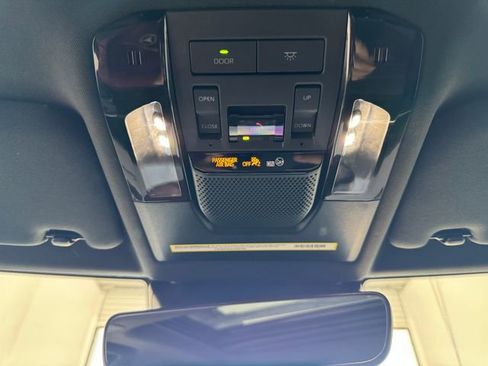 Used 2024 Lexus GX 550 image 41