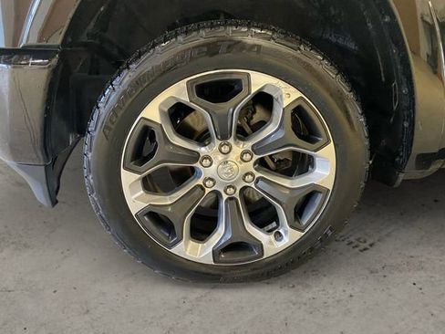 Used 2020 RAM 1500 Limited image 15