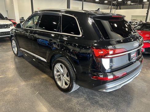 Used 2023 Audi Q7 3.0T Premium Plus w/ Premium Plus Package AWD/4WD image 6