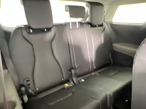New 2026 Kia Carnival FWD image 31