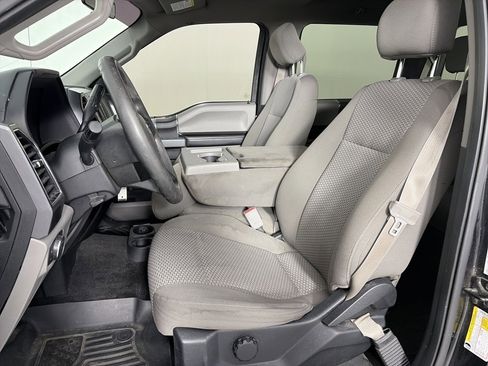 Used 2017 Ford F150 XLT w/ Trailer Tow Package image 11