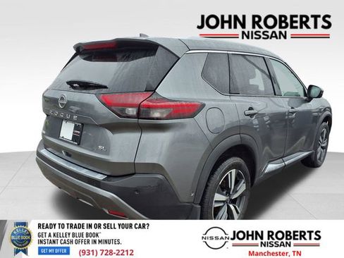 Used 2023 Nissan Rogue SL w/ SL Premium Package image 17