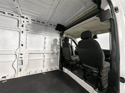 Used 2023 RAM ProMaster 2500 image 24