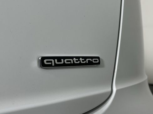 Used 2025 Audi Q8 Premium Plus w/ Premium Plus Package image 9