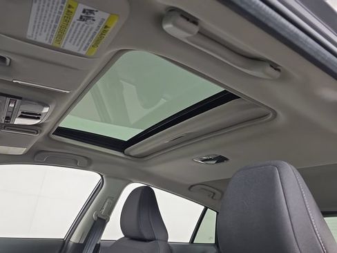 Certified 2026 Subaru Crosstrek 2.5i Premium AWD/4WD image 25